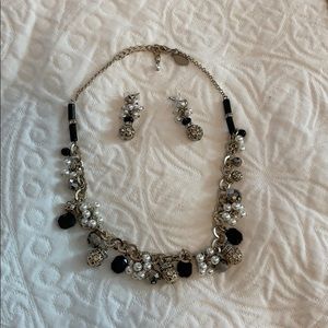 White House black market necklace